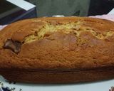 Foto langkah ke 4 dari resep Bolu Yoghurt - cadbury dairy milk choc.