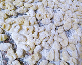 Foto del paso 4 de la receta: Ñoquis de papa con salsa bolognesa