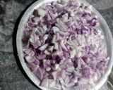 A picture of step 2 of Pyaaz ki kachori.