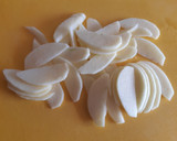 Foto del paso 4 de la receta: Bizcocho con chocolate, manzana, canela y crocanti de almendras