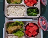 Foto langkah ke 3 dari resep Bekal Opor Ayam dan Brokoli Butter.