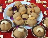 आटा मेवा लड्डू(aata mewa laddu recipe in hindi) रेसिपी चरण 7 फोटो