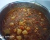 A picture of step 3 of Chole bhature.