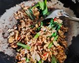 Foto langkah ke 3 dari resep Nasi Goreng Pedas.