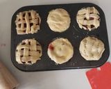 Foto del paso 8 de la receta: Mini Tarta de Frutos Rojos 🫢❤️