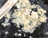 Foto langkah ke 2 dari resep Nasi Daun Jeruk Purut Ala Dapur Fitriyani.