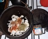 Foto del paso 3 de la receta: Guiso en caldero con mondongo en olla express