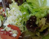 Foto del paso 4 de la receta: Ensalada tibia de Salmón, alubias y queso salsa roquefort