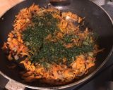 Une image de l'étape 7 de Pavés de saumon, laitue de mer, carotte, oignon et orange.