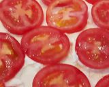 Une image de l'étape 3 de 𝕋𝕠𝕣𝕥𝕒 𝕄𝕒𝕞𝕒𝕞𝕚𝕒 Ricotta/Tomates/Pesto.