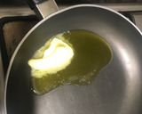 A picture of step 2 of Aglio e Olio.