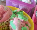 Foto langkah ke 11 dari resep 3. Bolu Kukus Pandan-stoberi (Hijau-Pink) Merekah Sempurna.