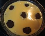 Foto del paso 3 de la receta Flan con galletas y bombones simple