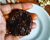 A picture of step 7 of Dry fruits stuffed coconut laddoo.
