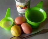 A picture of step 1 of Homemade Mayonnaise.