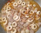 Foto langkah ke 4 dari resep Seblak Cilok.