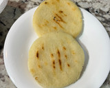 Foto del paso 6 de la receta: Arepas de atún y aguacate
