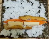 Foto langkah ke 7 dari resep Sushi Platter Homemade.