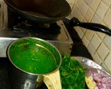 A picture of step 2 of Lasooni Palak.