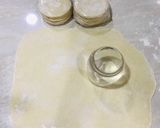 Foto langkah ke 3 dari resep Cara bikin kulit gyoza / pangsit rebus.