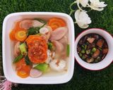 Foto langkah ke 6 dari resep Sop Sosis Bakso Rambutan.