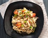 Foto langkah ke 3 dari resep Tumis Tauge Jamur.