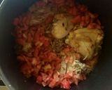 Foto del paso 3 de la receta: Pollo con salsa de tomate y cebolla