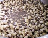 A picture of step 1 of Black eyed beans curry.