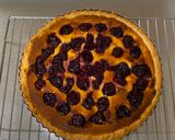 A picture of step 5 of Easy Cherry Cheese Tart.