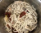 Foto del paso 3 de la receta: Pasta con gulas y tomate seco