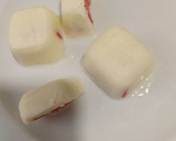 Foto del paso 6 de la receta: Bombones de fresa y yogurt