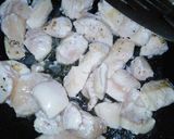 Foto del paso 2 de la receta: Nopalitos con pollo