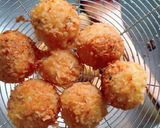 Foto langkah ke 8 dari resep Arancini Nasi Yesterday.