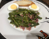Foto del paso 3 de la receta: Judías verdes salteadas con jamón y filete de pechuga de pollo