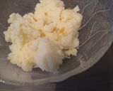 A picture of step 4 of Khoye wali sewwayan.