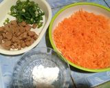 Foto langkah ke 1 dari resep Risoles Isi Wortel Sosis.