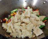 Foto langkah ke 4 dari resep Tumis Babat Sapi Cabe Hijau.