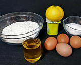 Foto del paso 1 de la receta: Bizcocho de limón relleno y bañado en dulce de leche