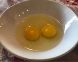 Foto del paso 1 de la receta: Huevos a la ostra