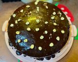 صورة لخطوة 9 من وصفة تورته شوكولاته بصوص رهيب 🎂