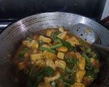 Foto langkah ke 7 dari resep Tumis Tahu Cabe Hijau.