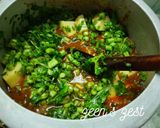 A picture of step 3 of Paalak Phalli Gosht (French Beans and Spinach Non-Veg Curry).