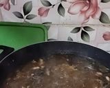 Foto langkah ke 1 dari resep Rawon ayam bumbu instan indofood.