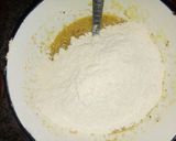 A picture of step 5 of Coconut striped biscuit.