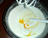 A picture of step 6 of IGLOO style Mango icecream.