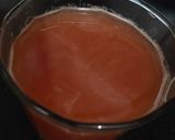 A picture of step 4 of Orange pomegranate juice.