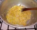 Foto del paso 1 de la receta: Empanadas de choclo