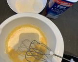 Hình bước làm 2 của món Waffle