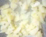 आलू शिमला मिर्च की सब्जी (aloo shimla mirch ki sabzi recipe in Hindi) रेसिपी चरण 2 फोटो