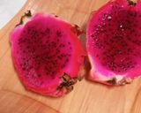 Foto langkah ke 1 dari resep Buah Naga Kocok.